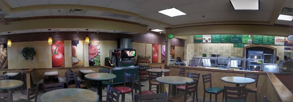 Subway | restaurant | 1360 Town Centre Dr, Eagan, MN 55123, USA | 6514053191 OR +1 651-405-3191
