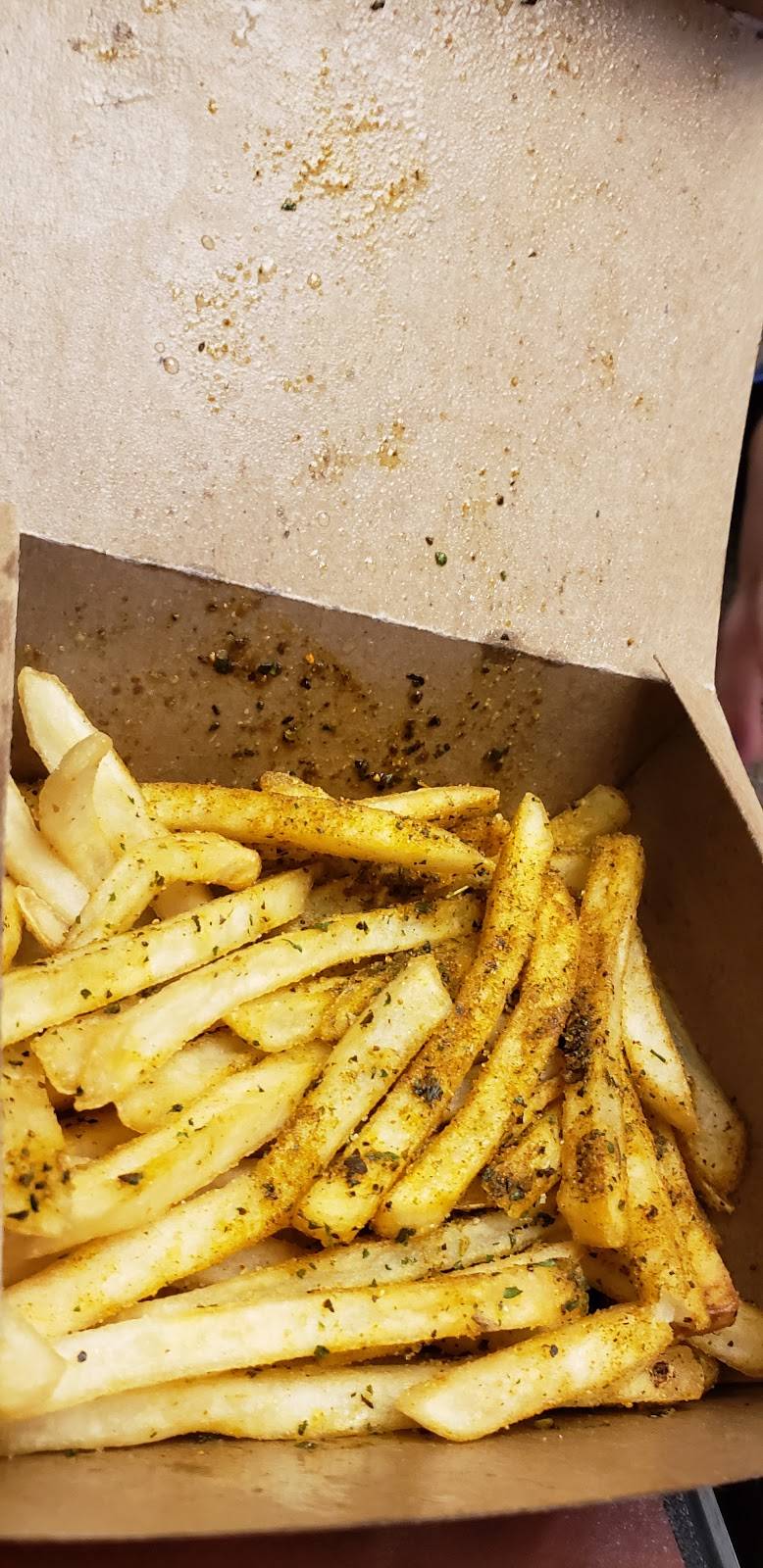 McDonalds | cafe | 7431 Kingston Rd, Scarborough, ON M1B 5S3, Canada | 4162831033 OR +1 416-283-1033