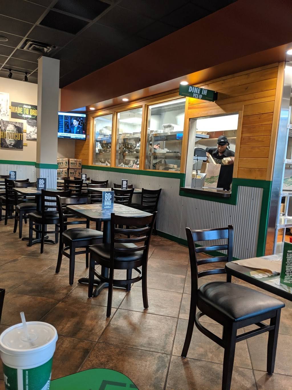 Wingstop | restaurant | 4010 Wards Rd, Lynchburg, VA 24502, USA | 4343334520 OR +1 434-333-4520