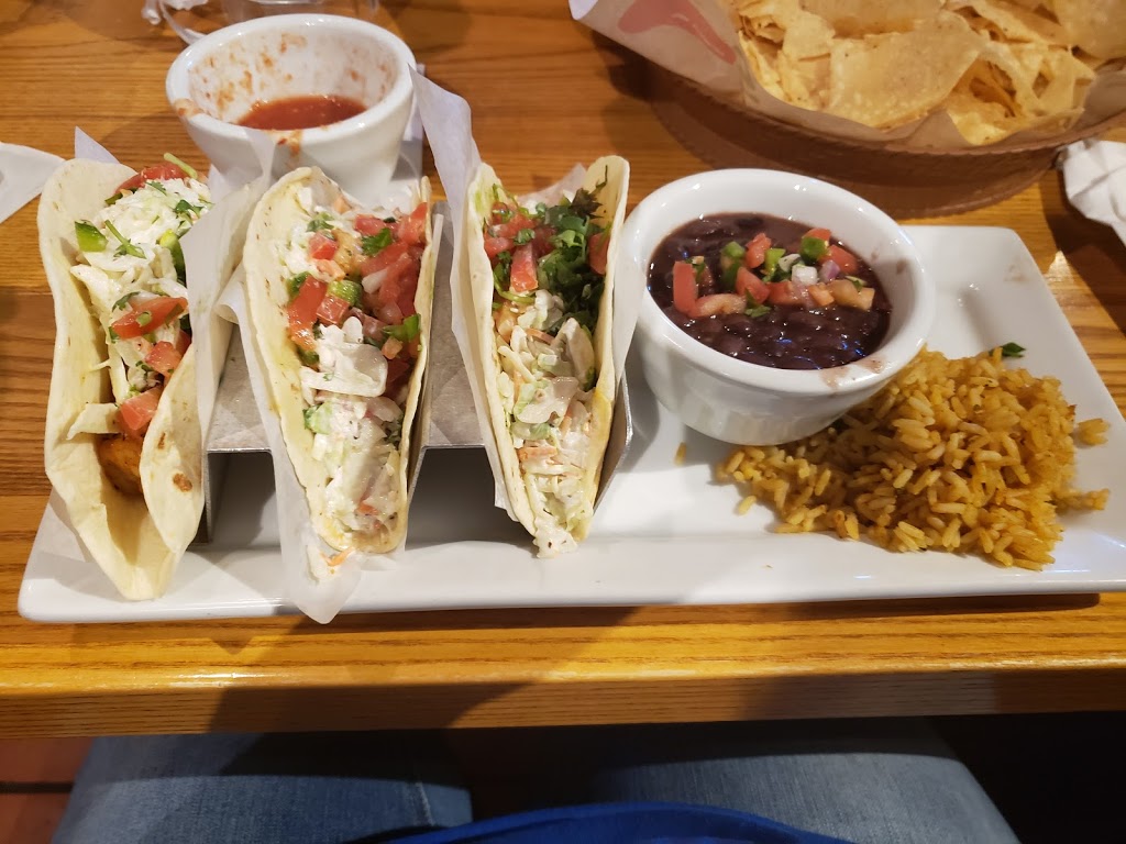 Chilis Grill & Bar | restaurant | 3720 W 41st St, Sioux Falls, SD 57106, USA | 6053613900 OR +1 605-361-3900