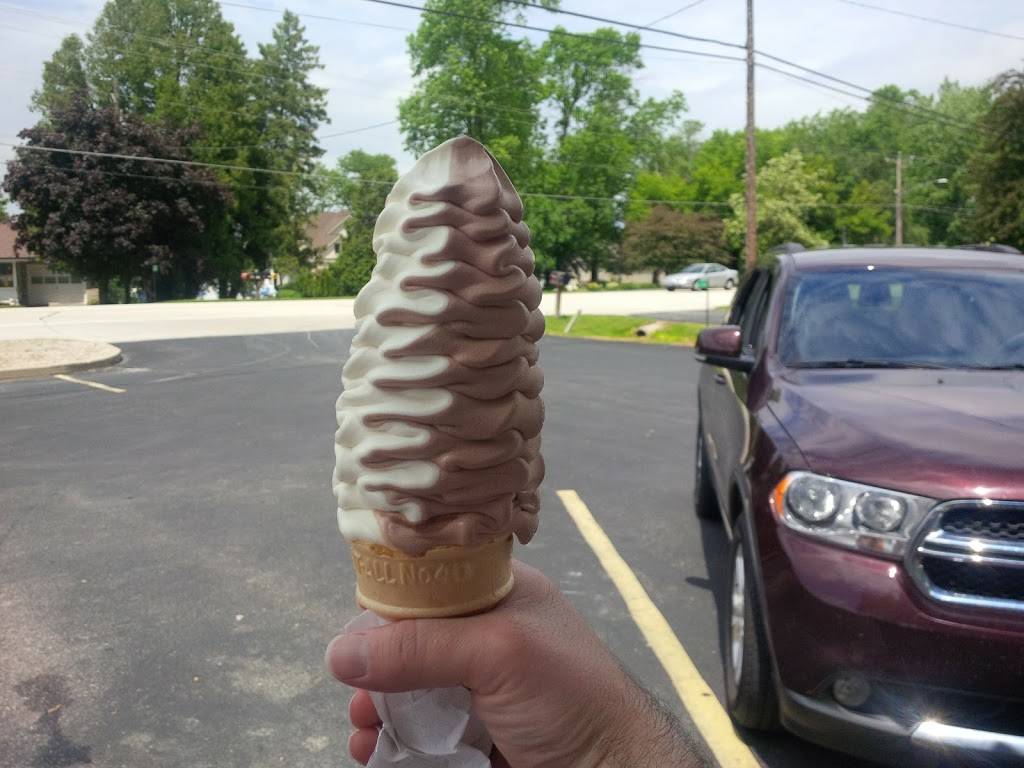 Depreys Frosty Tip | meal takeaway | 6390 Sturgeon Bay Rd, Luxemburg, WI 54217, USA | 9208669642 OR +1 920-866-9642