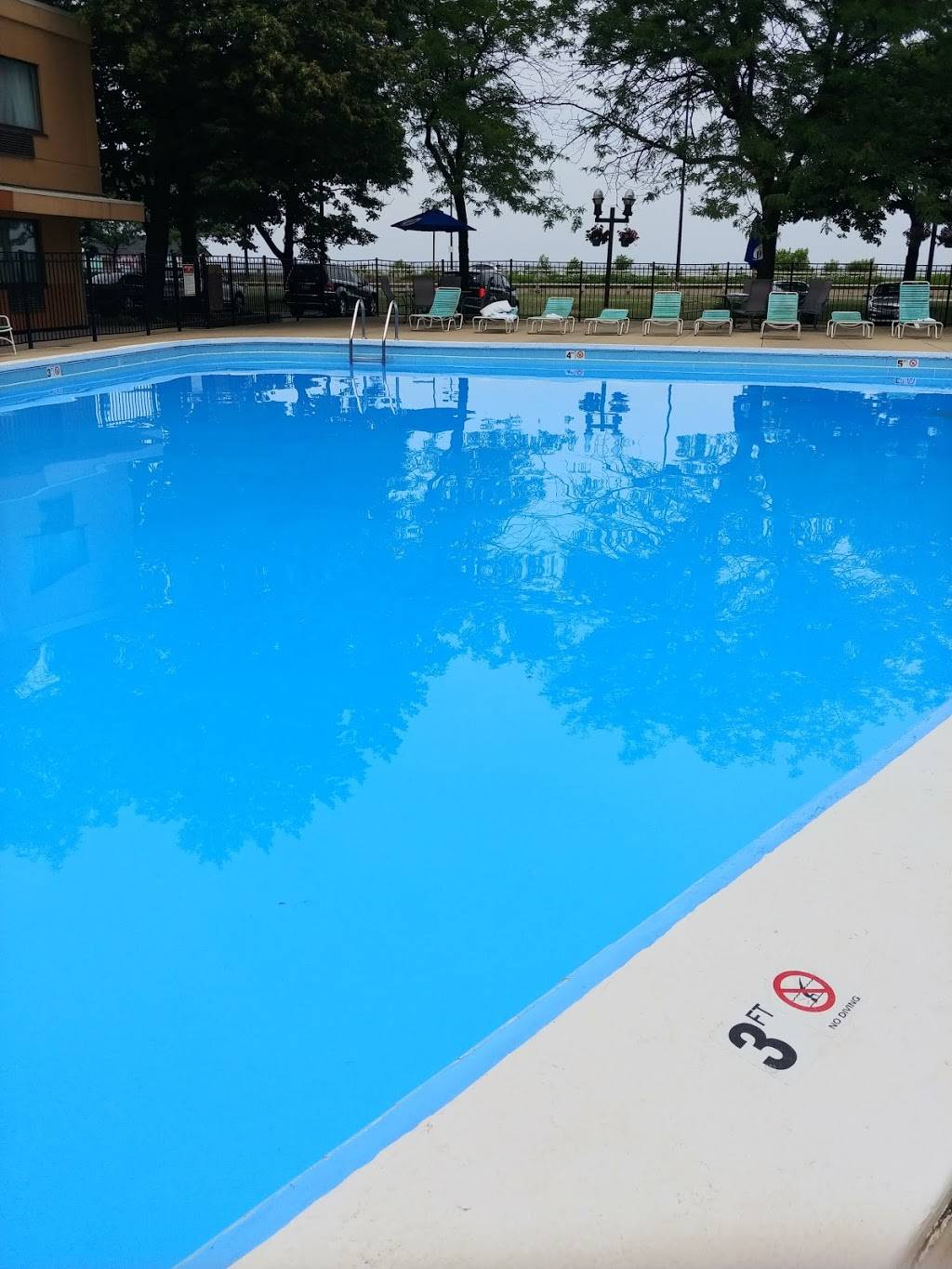 Lake Shore Cafe | restaurant | 4900 S Lake Shore Dr, Chicago, IL 60615, USA | 7732885815 OR +1 773-288-5815