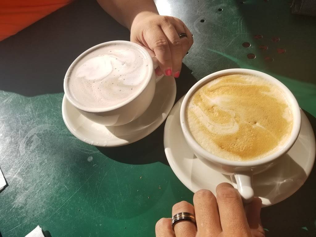 The Firehouse | restaurant | 213 Rose Ave, Venice, CA 90291, USA | 3103966810 OR +1 310-396-6810