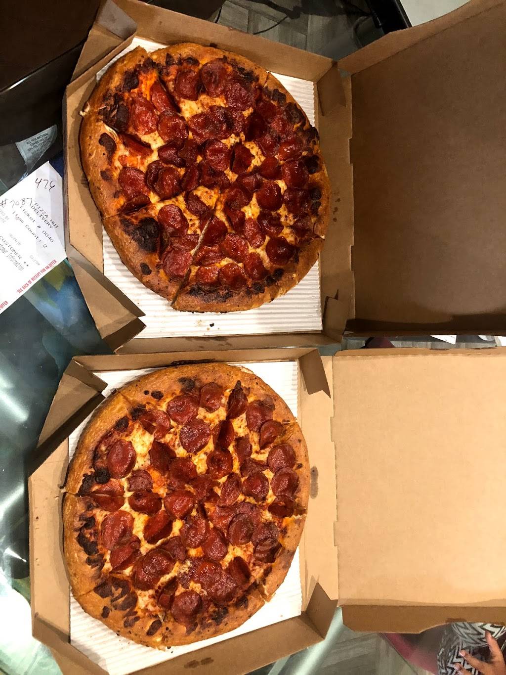 Pizza Hut | restaurant | 1289 E Vista Way, Vista, CA 92084, USA | 7607263200 OR +1 760-726-3200