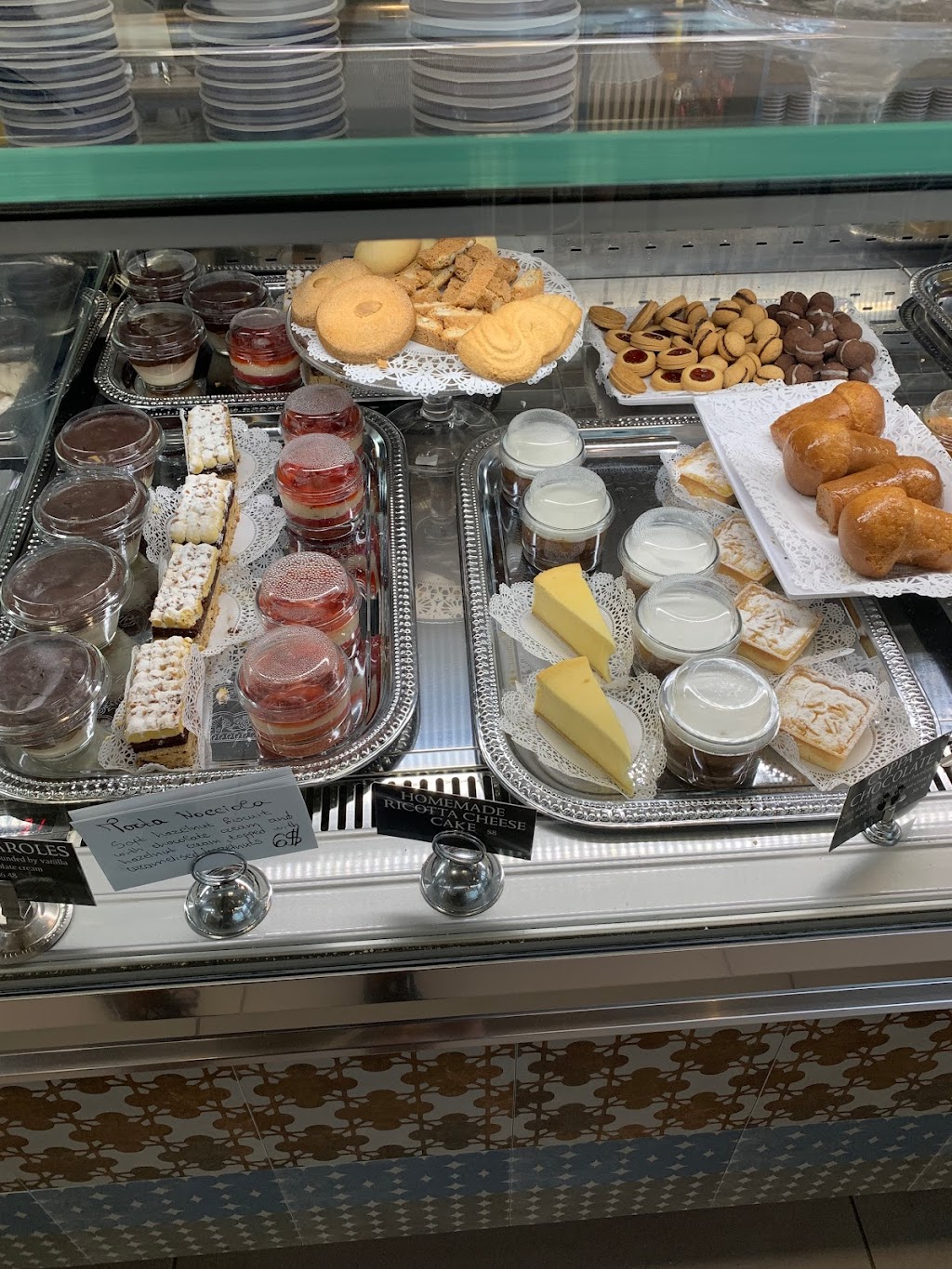 Alice Pizza - Market Street | restaurant | 1234 Market St, Philadelphia, PA 19107, USA | 2155632223 OR +1 215-563-2223