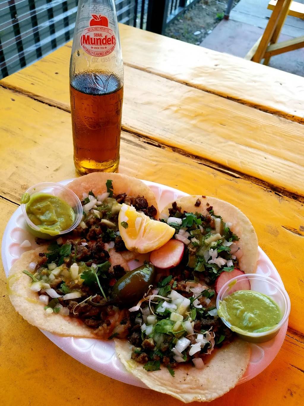 Chitos Birerria | restaurant | 1641 Crows Landing Rd, Modesto, CA 95358, USA | 2095344606 OR +1 209-534-4606