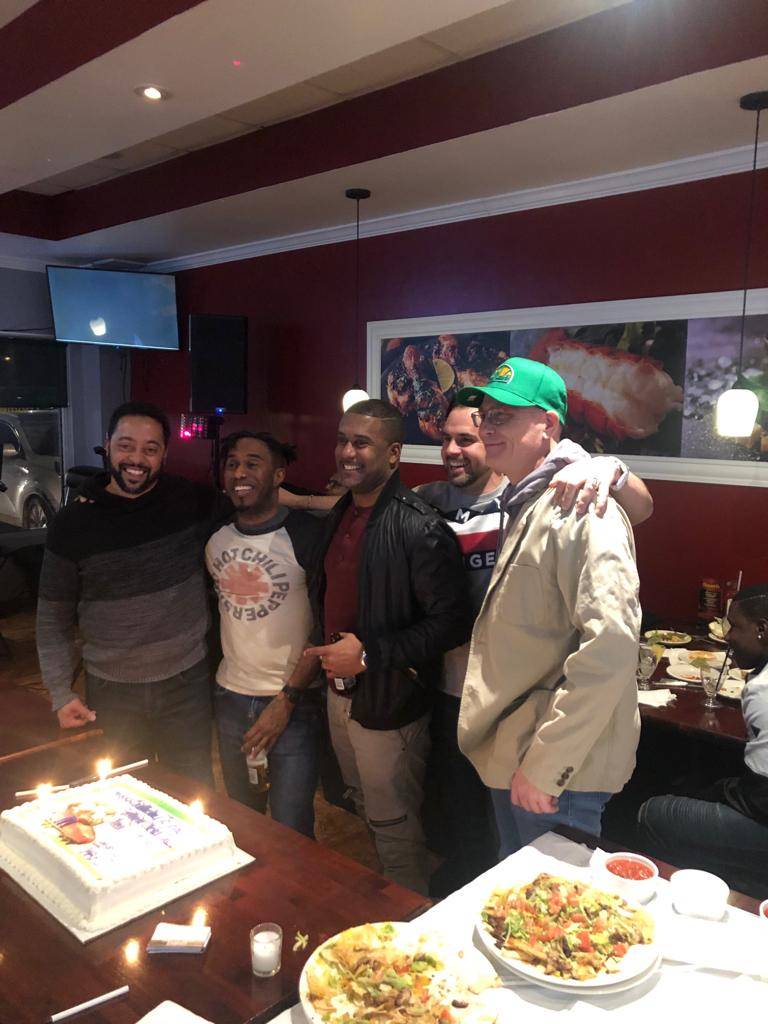 A Taste Of The Islands | restaurant | 16700 Bayview Ave, Newmarket, ON L3X 1W1, Canada | 9059670064 OR +1 905-967-0064