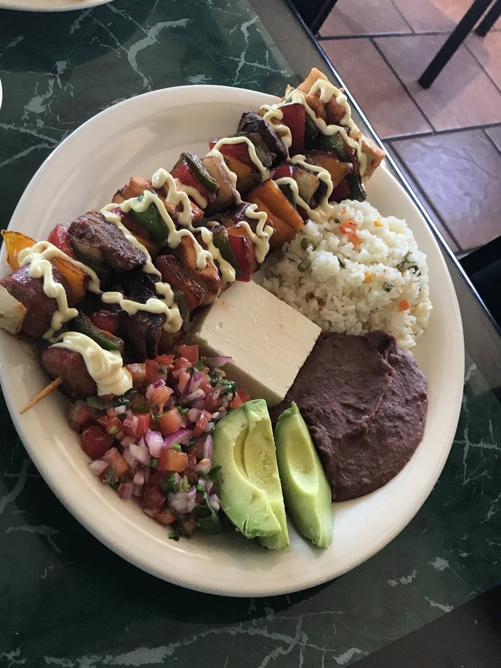 El Sazon Catracho | restaurant | 3015 White Horse Rd, Greenville, SC 29611, USA | 8645685422 OR +1 864-568-5422