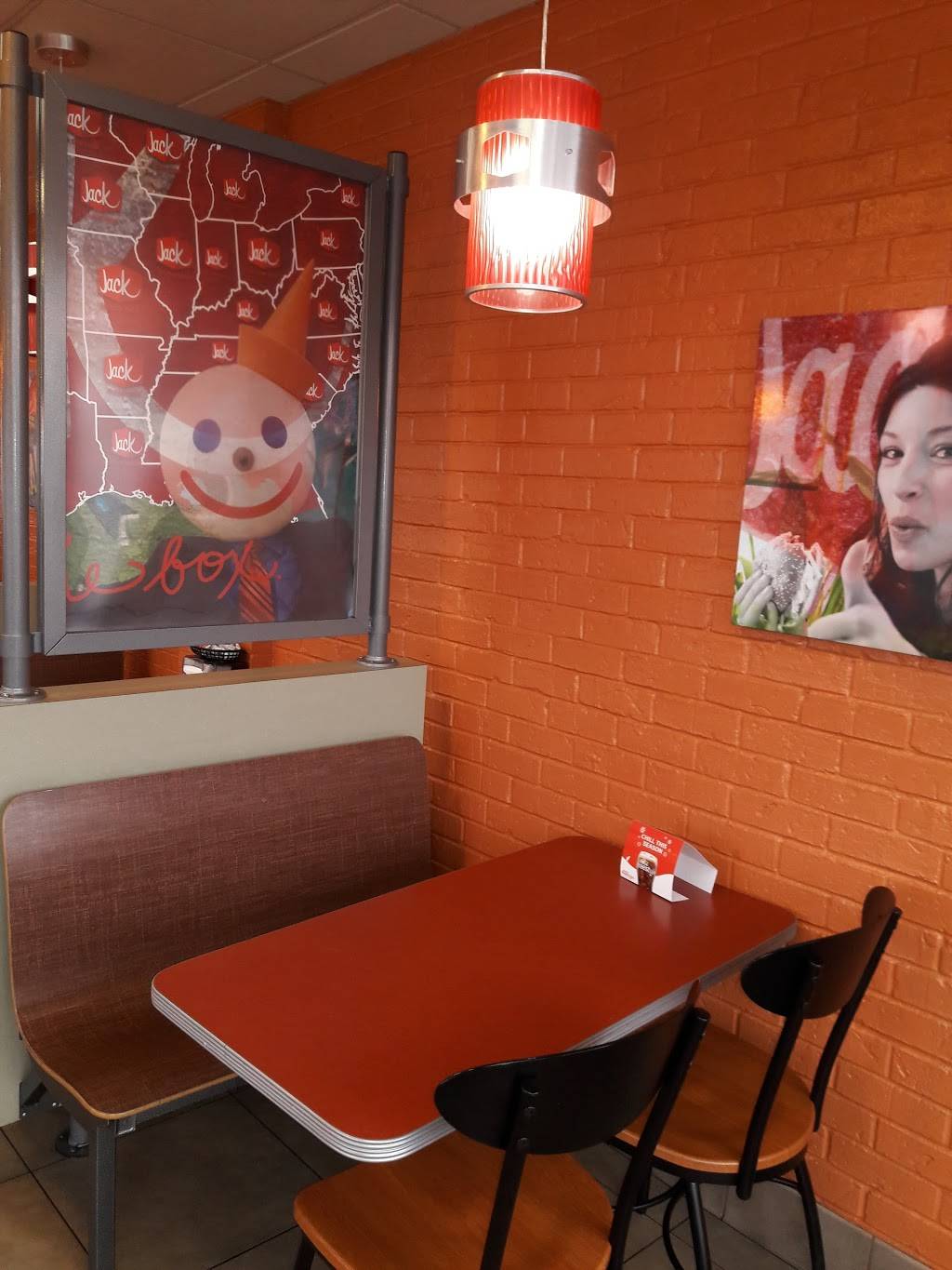 Jack in the Box | restaurant | 900 N Collins St, Arlington, TX 76011, USA | 8172740896 OR +1 817-274-0896