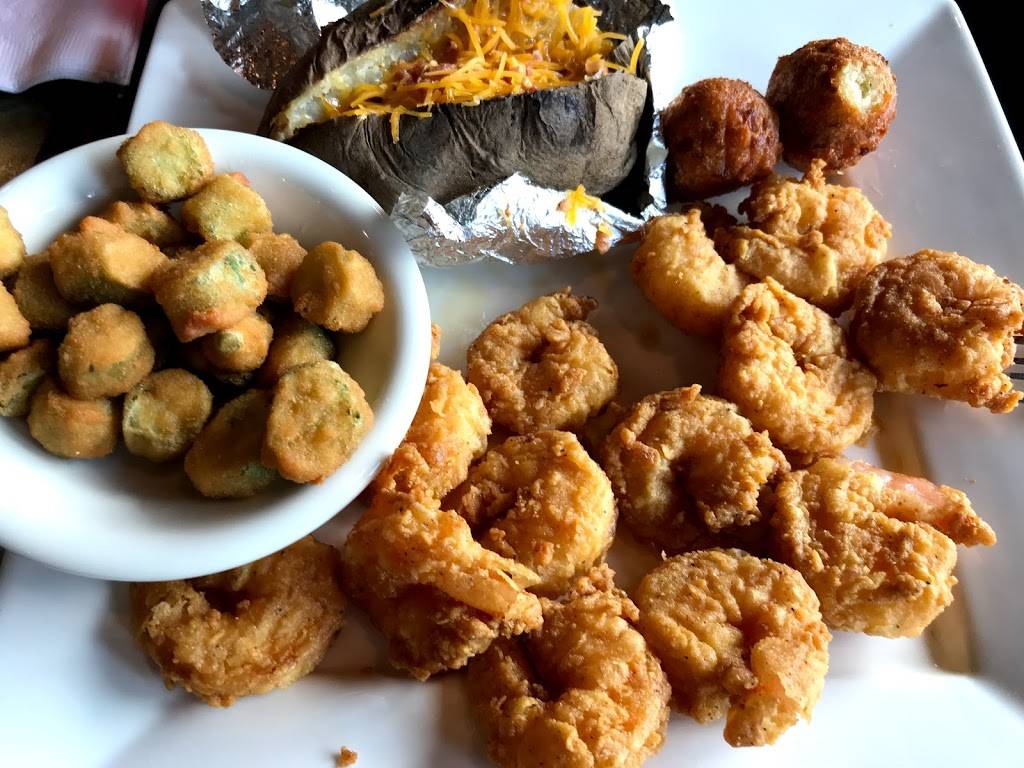 Wintzells Oyster House | restaurant | 14455 US-431, Guntersville, AL 35976, USA | 2565825600 OR +1 256-582-5600