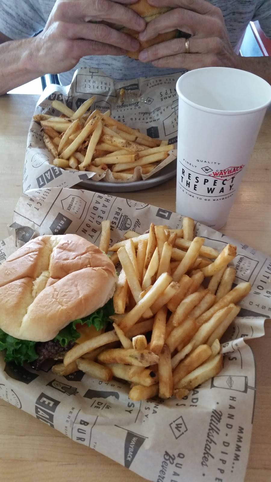 Wayback Burgers | restaurant | 152 NJ-73, Voorhees Township, NJ 08043, USA | 8562106021 OR +1 856-210-6021