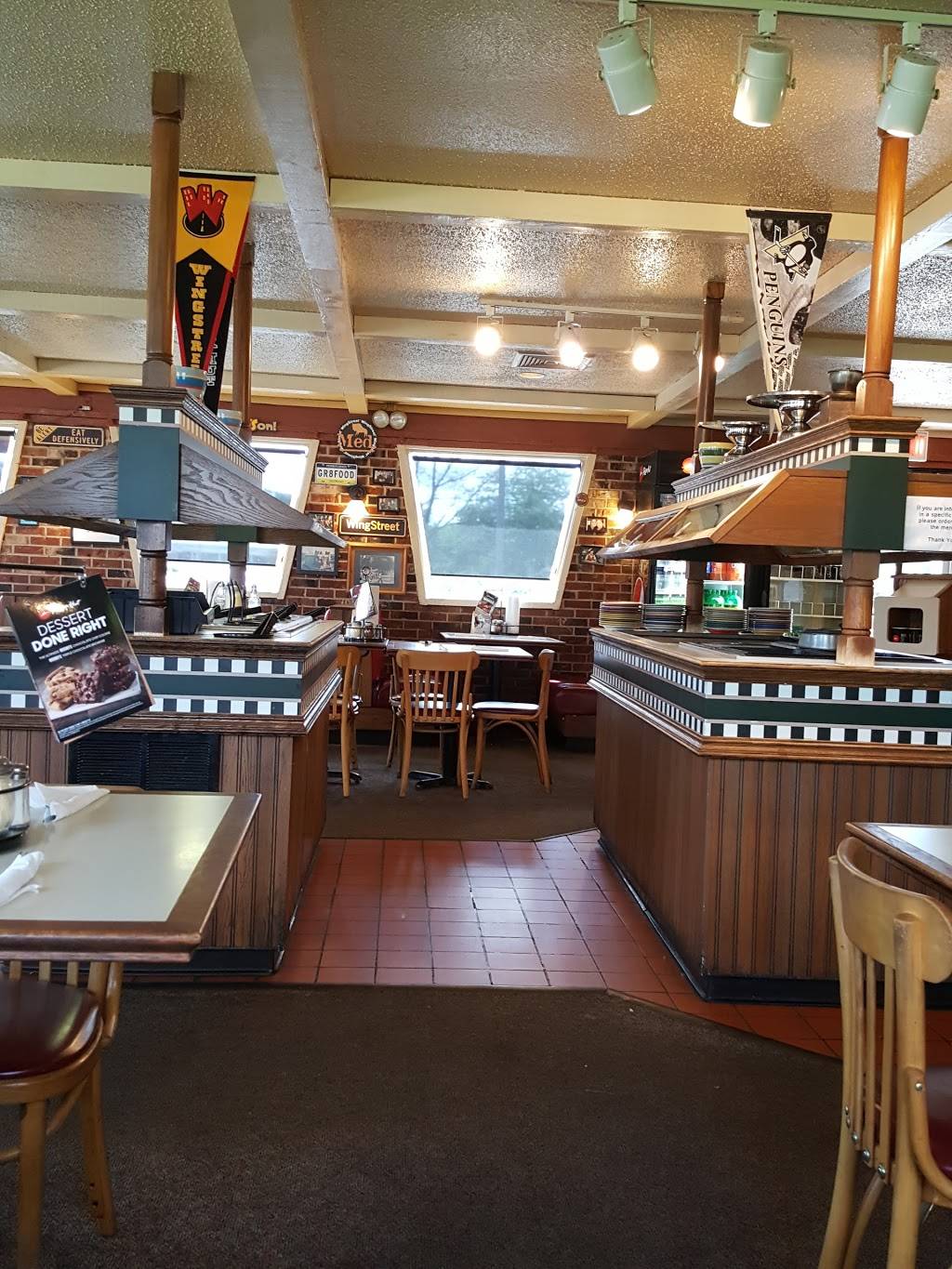 Pizza Hut | meal takeaway | 943 W High St, Ebensburg, PA 15931, USA | 8144727461 OR +1 814-472-7461