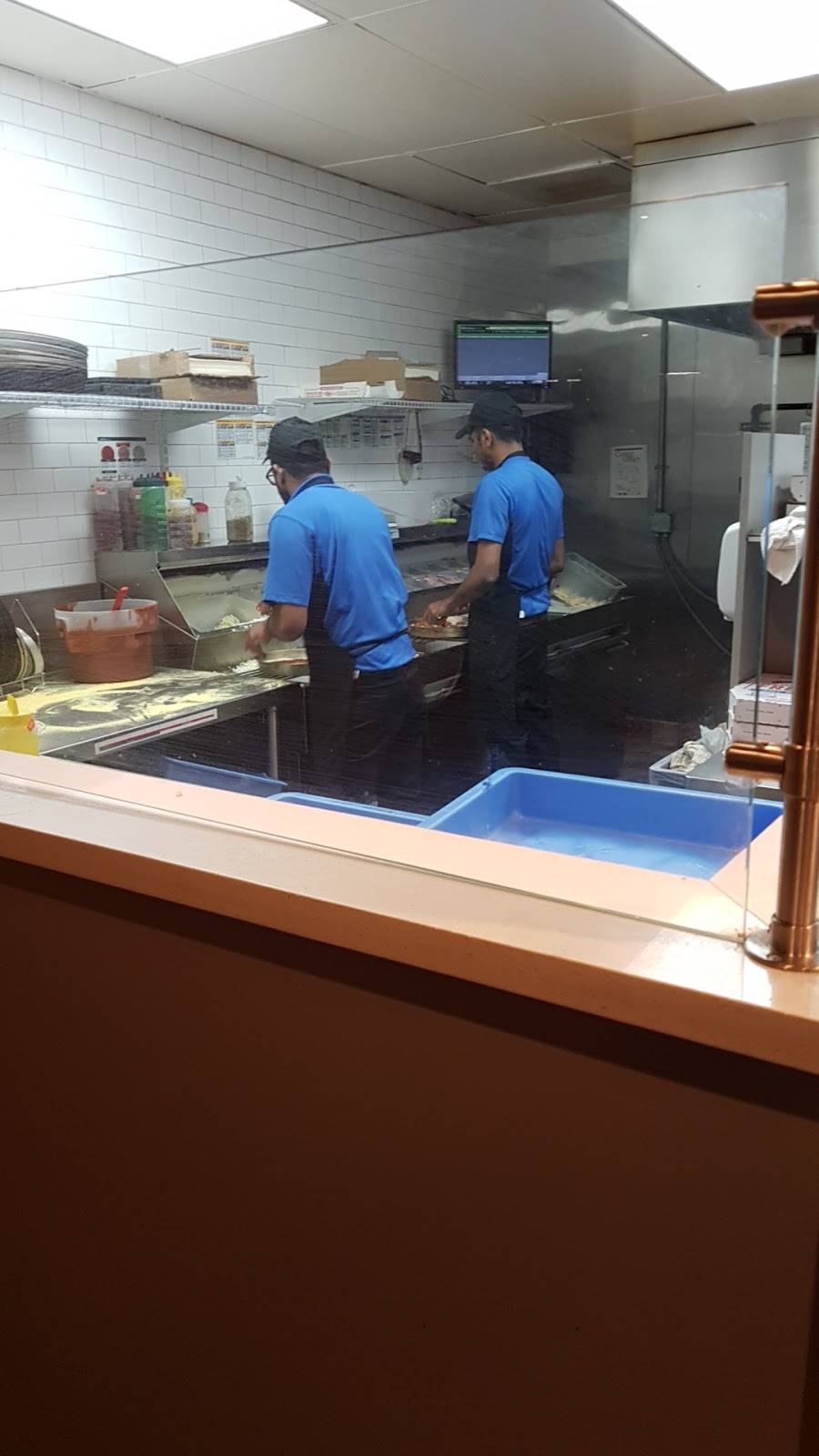 Dominos Pizza | meal delivery | 615 Caliente Dr, Sunnyvale, CA 94085, USA | 4087323030 OR +1 408-732-3030