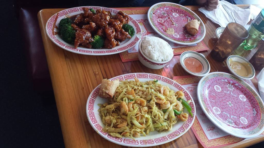Mainland Restaurant | restaurant | 6713 Marlboro Pike, Forestville, MD 20747, USA | 3017352250 OR +1 301-735-2250