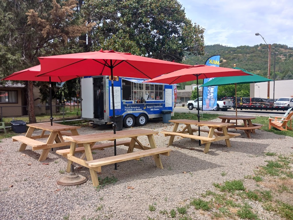 Guatekings tacos burgers and more | restaurant | 250 2nd Ave, Gold Hill, OR 97525, USA | 5418798452 OR +1 541-879-8452