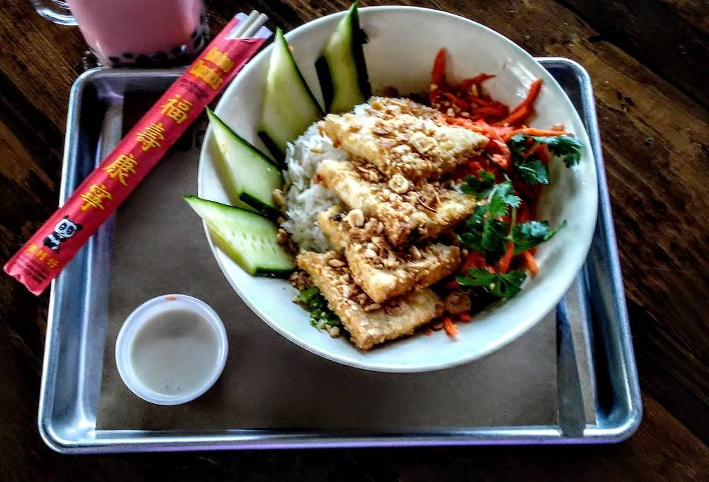 Pho On The Block | restaurant | 1301 Portage Street, Kalamazoo, MI 49001, USA | 2694596887 OR +1 269-459-6887