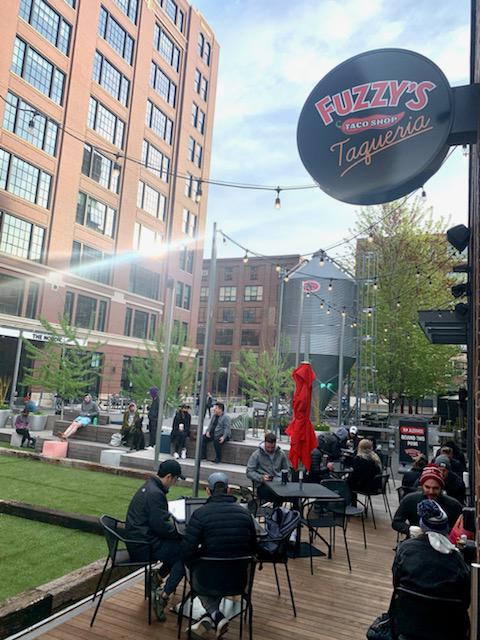 Fuzzys Taco Shop Taqueria | restaurant | 701 N Washington Ave Ste #125, Minneapolis, MN 55401, USA | 6122081547 OR +1 612-208-1547