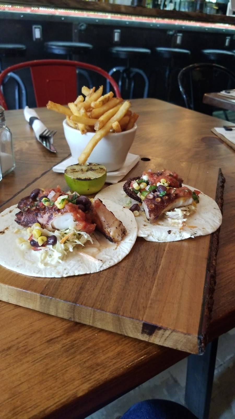 Crawford Craft | restaurant | 82 Main St, Pine Bush, NY 12566, USA | 8455244926 OR +1 845-524-4926