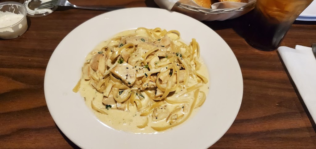 Little Italy Pizza Italian Restaurant | restaurant | 502 E Pima St, Gila Bend, AZ 85337, USA | 9286832221 OR +1 928-683-2221