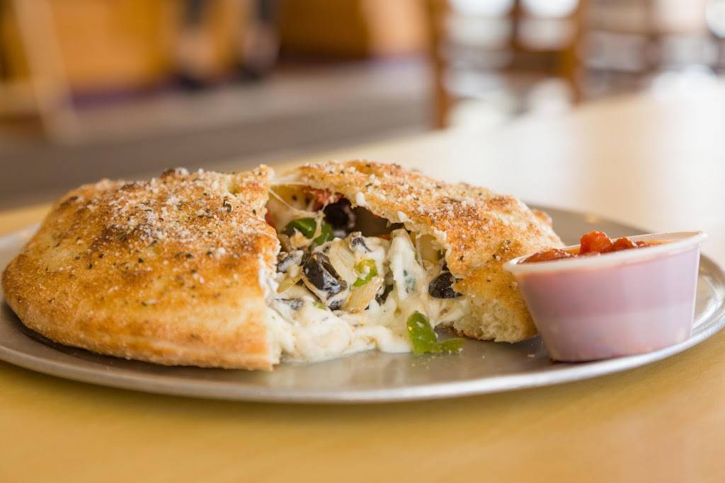 Massinos Pizza and Pasta | meal delivery | 1250 S Buckley Rd unit a, Aurora, CO 80017, USA | 3036710652 OR +1 303-671-0652