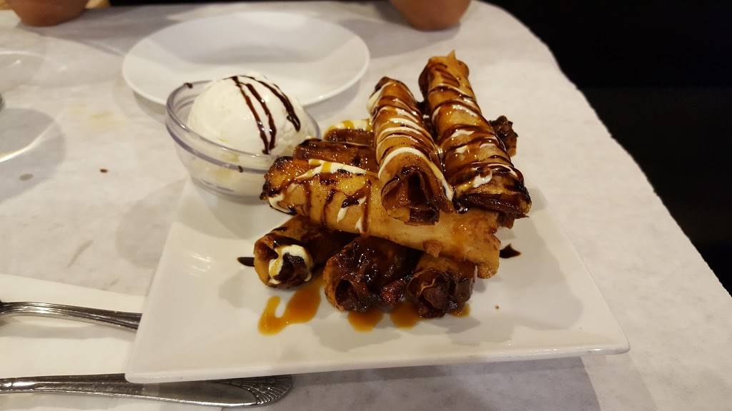 Tito Rads Grill | restaurant | 49-10 Queens Blvd, Woodside, NY 11377, USA | 7182057299 OR +1 718-205-7299