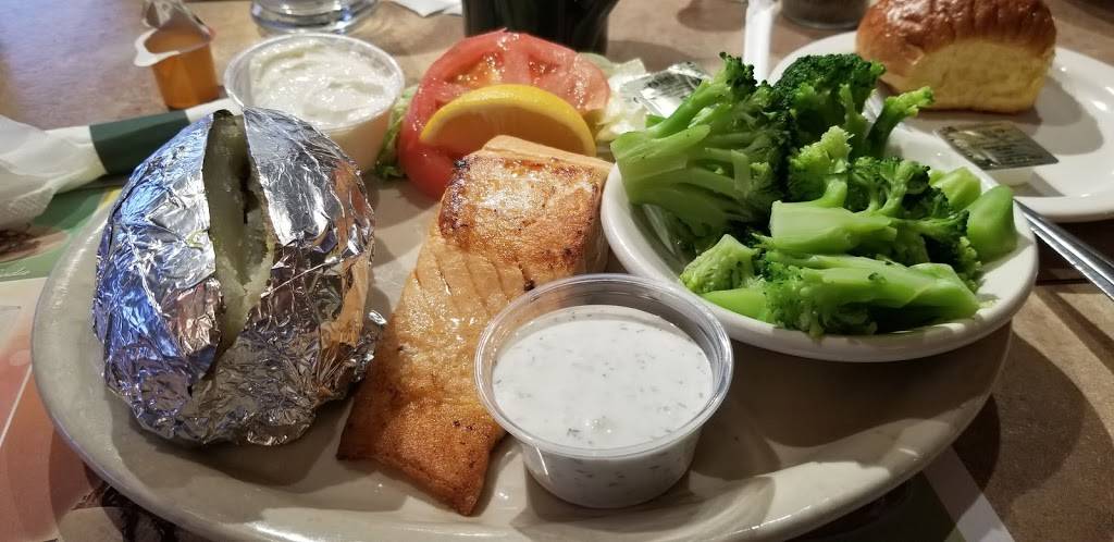 Rams Horn | restaurant | 16250 Fort St, Southgate, MI 48195, USA | 7342850750 OR +1 734-285-0750