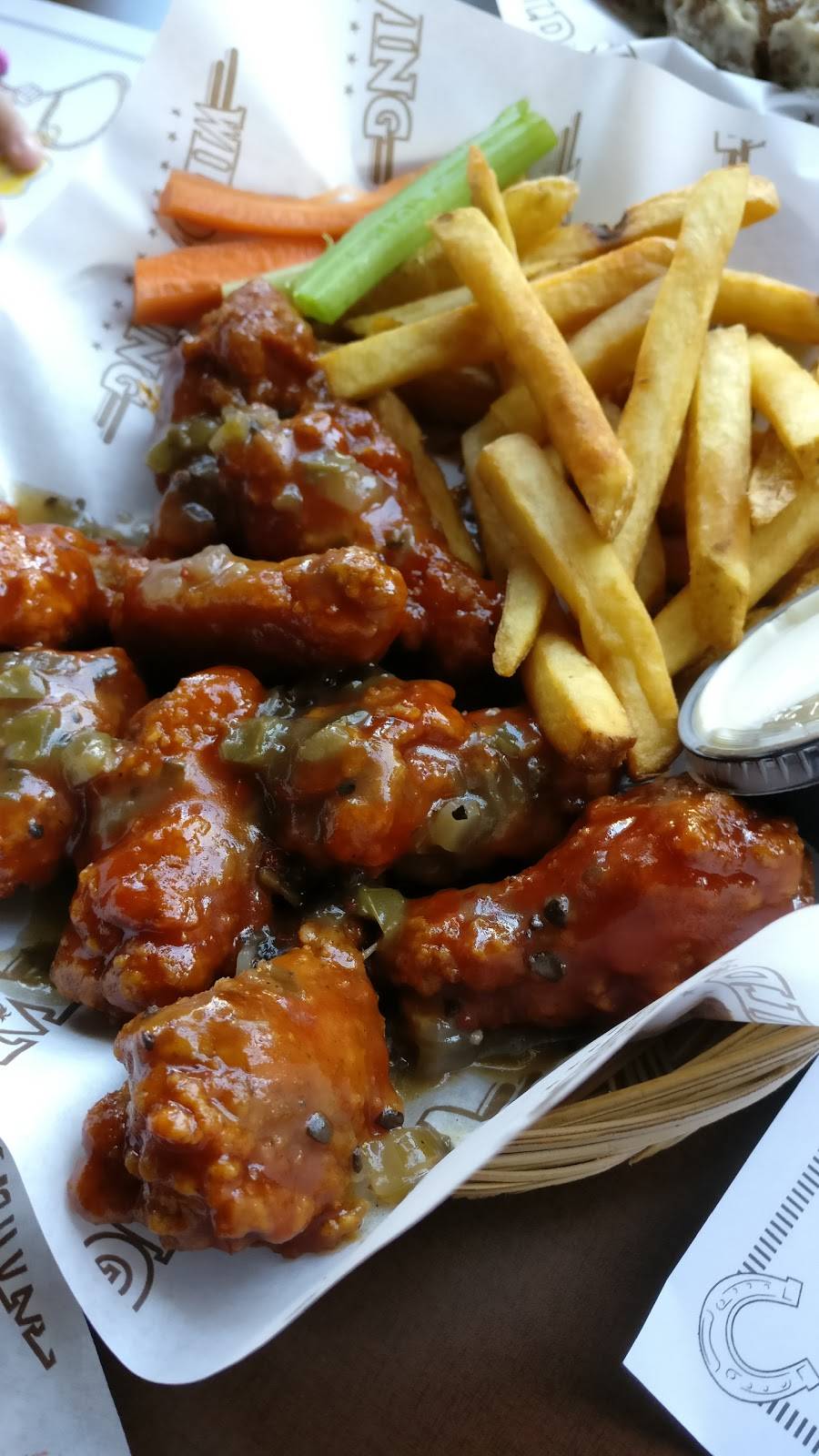 Wild Wing | restaurant | 4465 Major Mackenzie Dr E, Markham, ON L6C 0M4, Canada | 9055342601 OR +1 905-534-2601