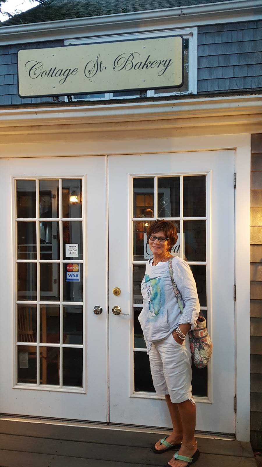 The Blue Coral | restaurant | 483 Main St, Chatham, MA 02633, USA | 5083480485 OR +1 508-348-0485