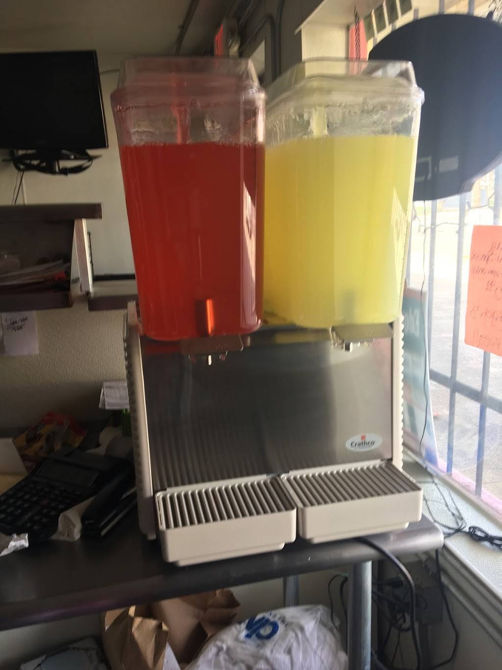 6th Avenue Deli | restaurant | 1607 N 6th Ave, Knoxville, TN 37917, USA | 8652476105 OR +1 865-247-6105