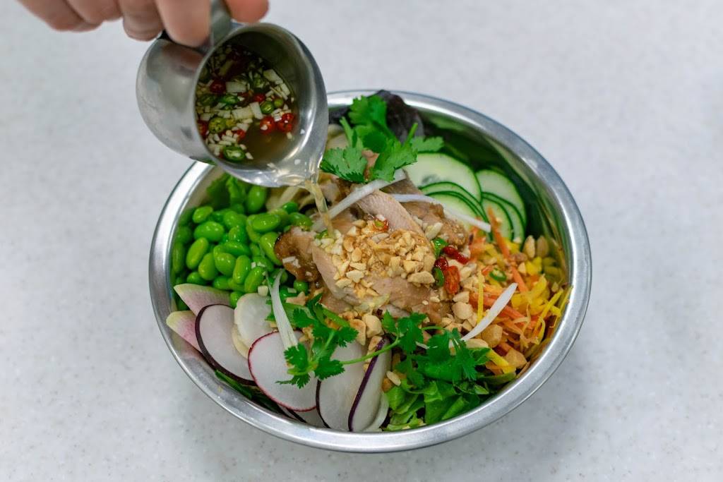 Pacific Bowls & Rolls | restaurant | 475 Alvarado St, Monterey, CA 93940, USA | 8315838433 OR +1 831-583-8433