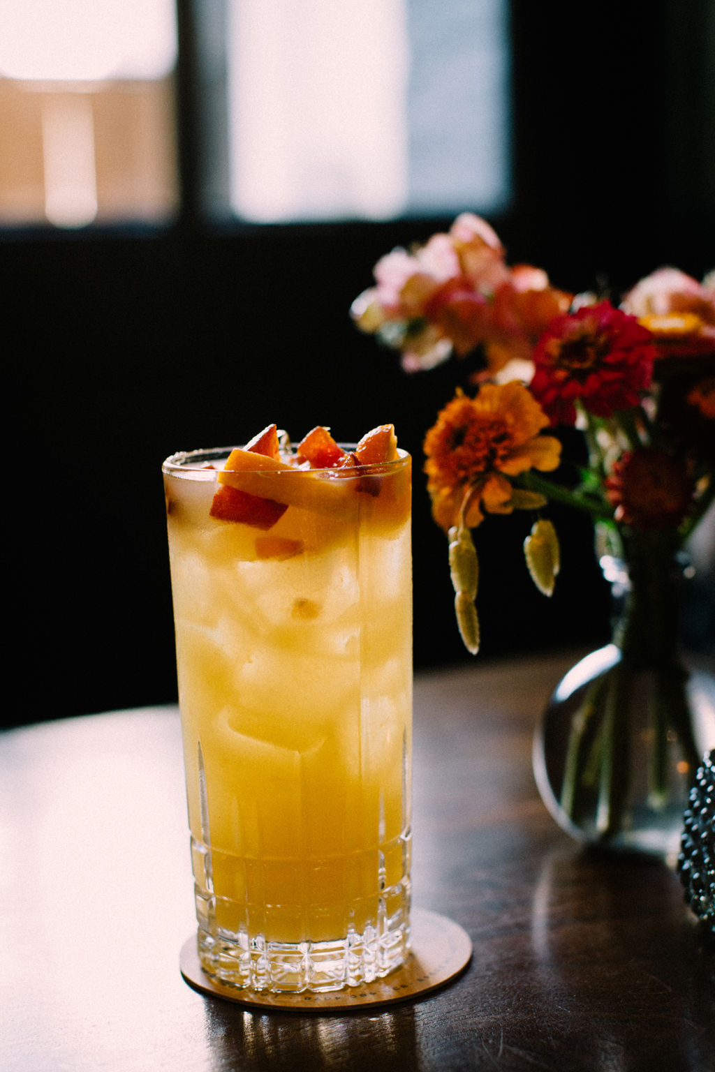 Golden Gate Saloon | restaurant | 212 W Main St, Grass Valley, CA 95945, USA | 5304604078 OR +1 530-460-4078