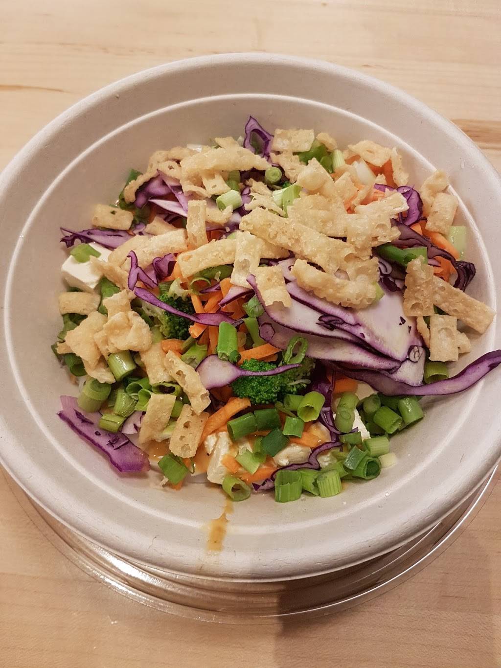 Freshii | restaurant | 1591 Upper James St #102, Hamilton, ON L9B 0H7, Canada | 9053185555 OR +1 905-318-5555