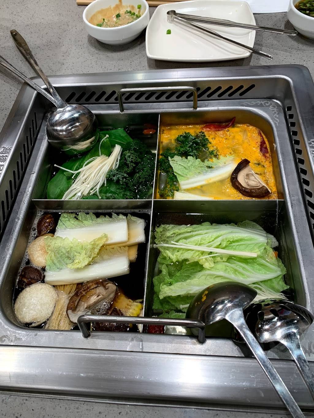 Haidilao Hotpot Rowland | restaurant | 1600 S Azusa Ave Unit 178, City of Industry, CA 91748, USA | 8602666666 OR +1 860-266-6666