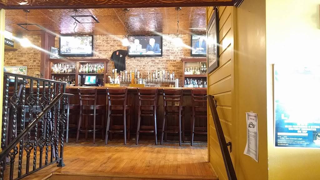 Dans Restaurant & Taphouse | restaurant | 3 S Main St, Boonsboro, MD 21713, USA | 3014325224 OR +1 301-432-5224