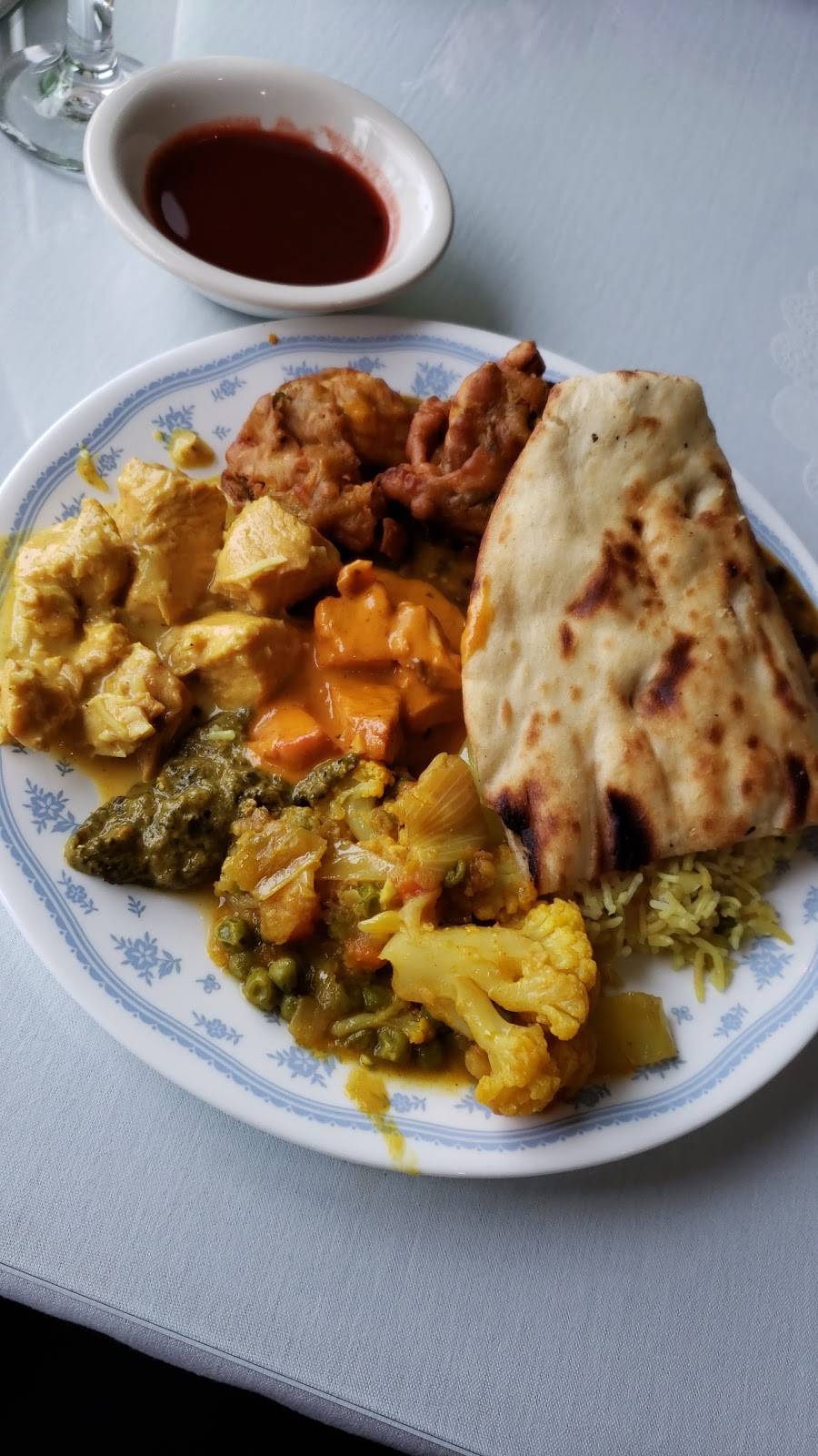 Taj Mahal Indian Restaurant | meal takeaway | 1329, 5114 S 108th St, Hales Corners, WI 53130, USA | 4144275900 OR +1 414-427-5900