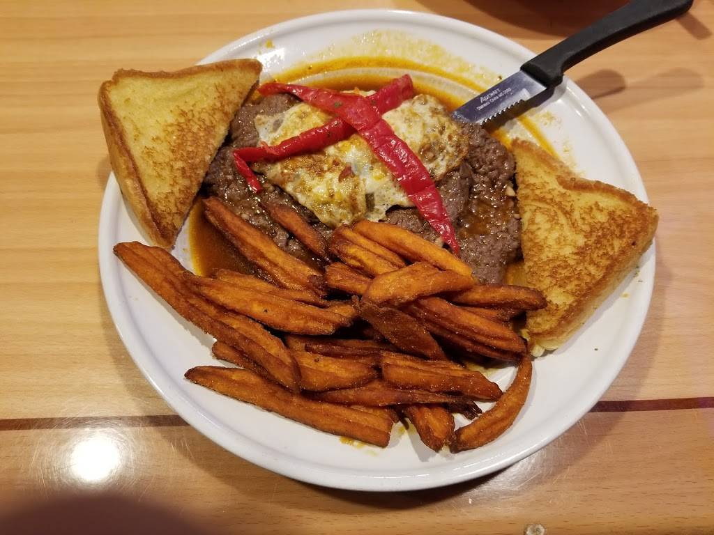 Gridiron Sports Bar | restaurant | 2416 Grand Army of the Republic Hwy, Swansea, MA 02777, USA | 5083796168 OR +1 508-379-6168