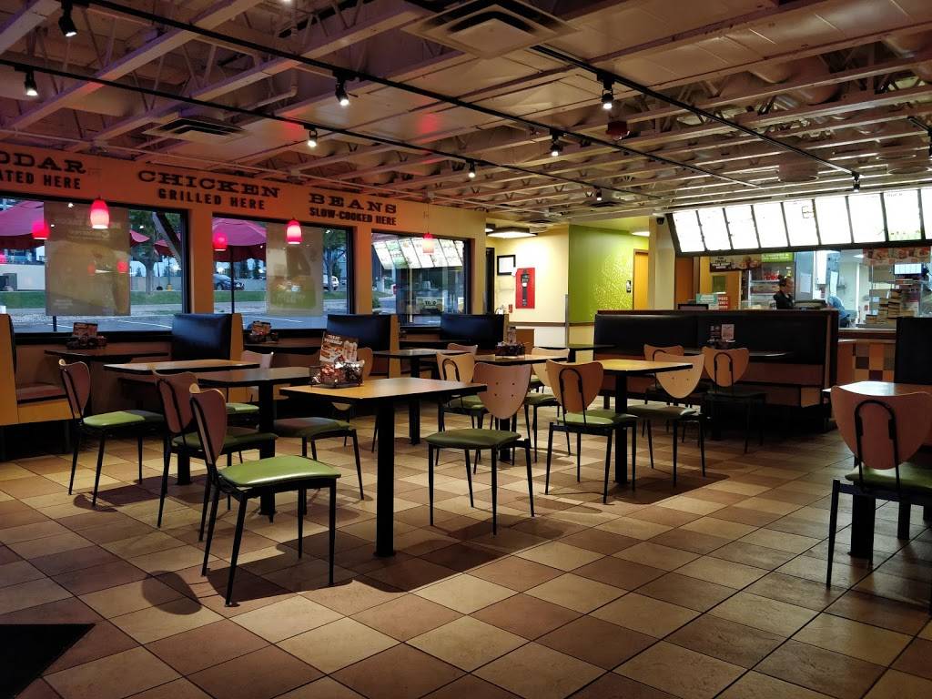 Del Taco | meal takeaway | 43 Union Blvd, Lakewood, CO 80228, USA | 3039862471 OR +1 303-986-2471