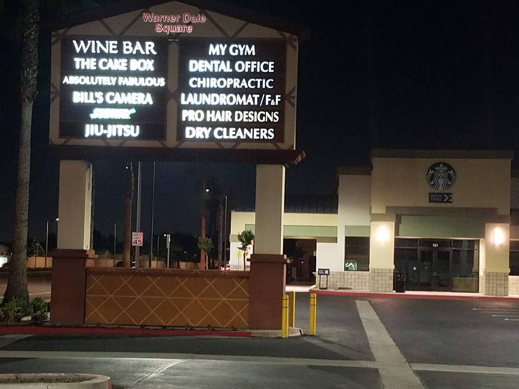 Starbucks | cafe | 6100 Warner Ave UNIT 101, Huntington Beach, CA 92647, USA | 7143759389 OR +1 714-375-9389