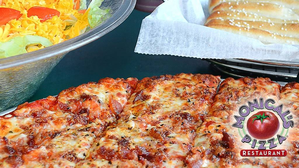 Monicals Pizza | restaurant | 402 S Hamilton St, Sullivan, IL 61951, USA | 2177282373 OR +1 217-728-2373