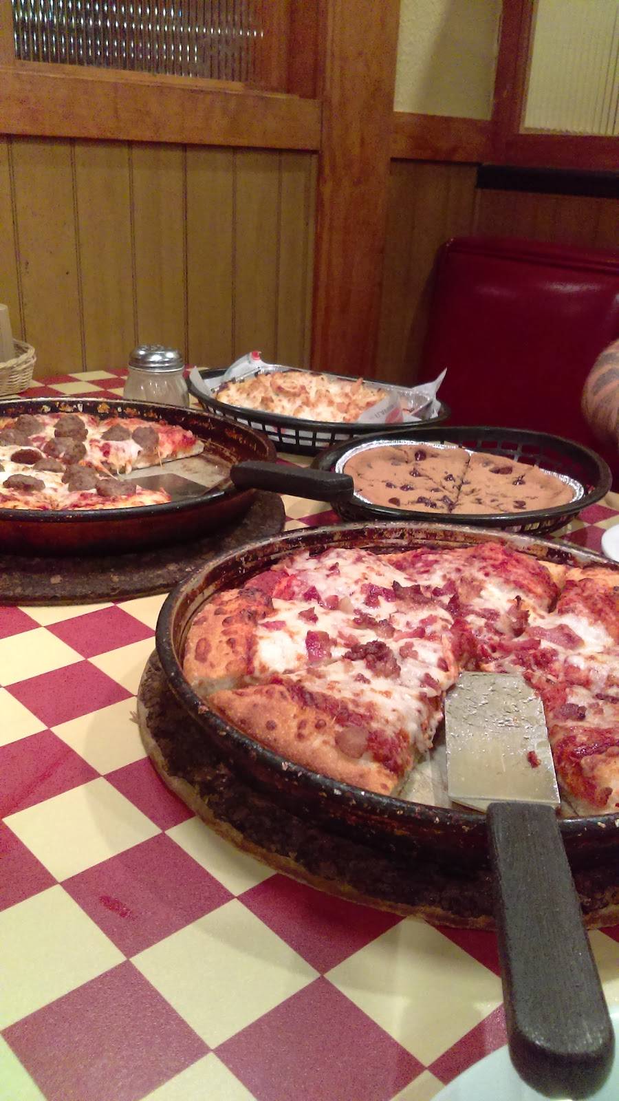 Pizza Hut | restaurant | 685 Park St, Belmont, NC 28012, USA | 7048257335 OR +1 704-825-7335