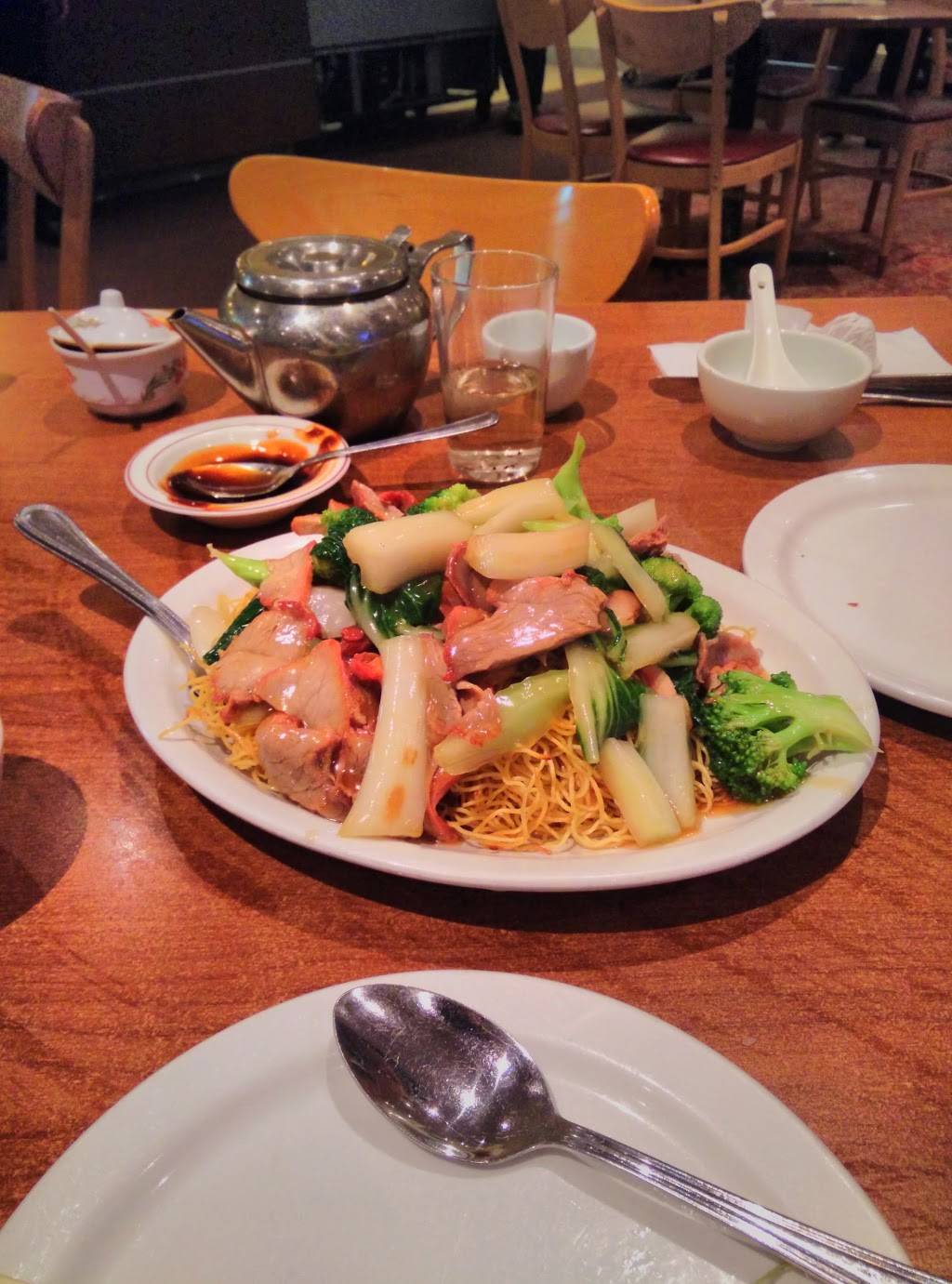 Restaurant Kam Shing | restaurant | 6730 Chemin de la Côte-des-Neiges, Montréal, QC H3S 2A8, Canada | 5147311401 OR +1 514-731-1401