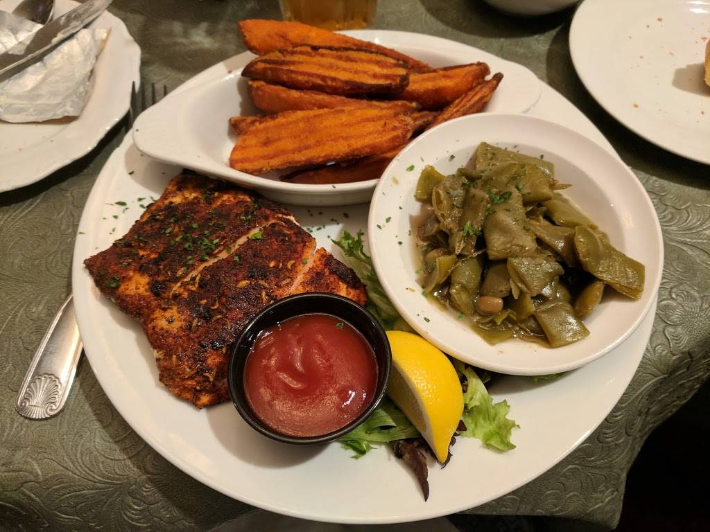 The Barony House | restaurant | 401 Altman St, Moncks Corner, SC 29461, USA | 8437617600 OR +1 843-761-7600