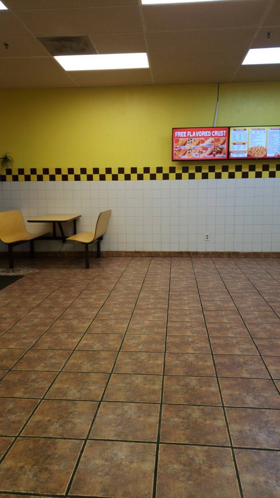 Hungry Howies Pizza | meal delivery | 430 FL-436 #103, Casselberry, FL 32707, USA | 4077676562 OR +1 407-767-6562