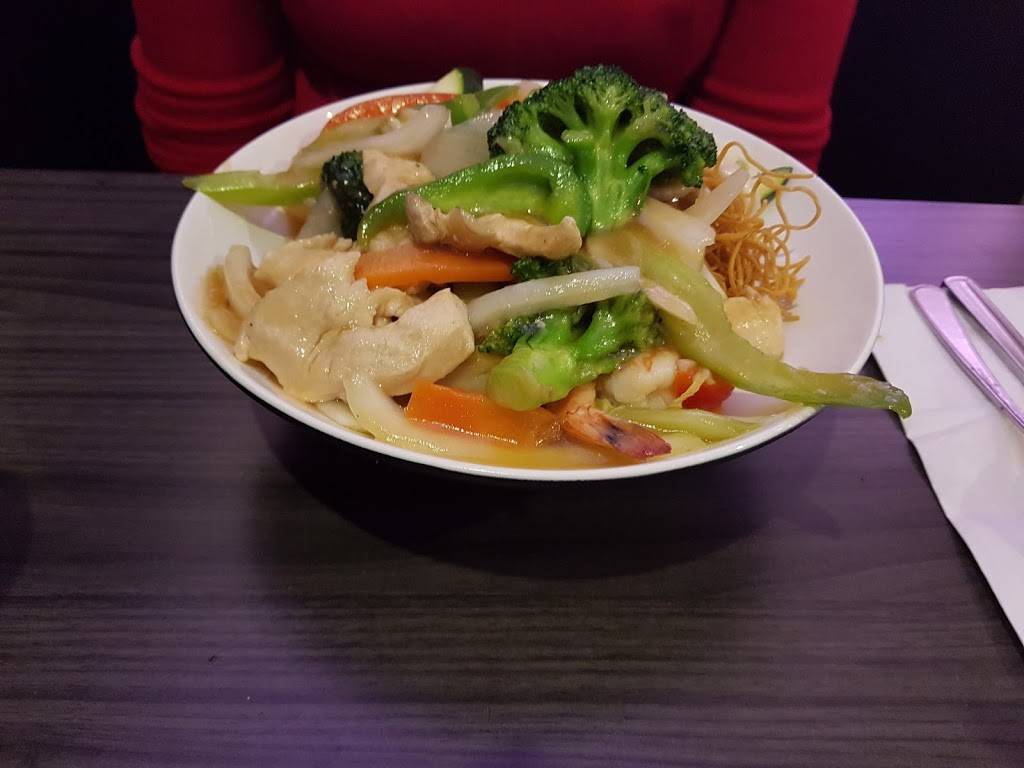 Tamaki Sushi | restaurant | 349 Rue Saint Georges, Saint-Jérôme, QC J7Z 1Z7, Canada | 4505048899 OR +1 450-504-8899