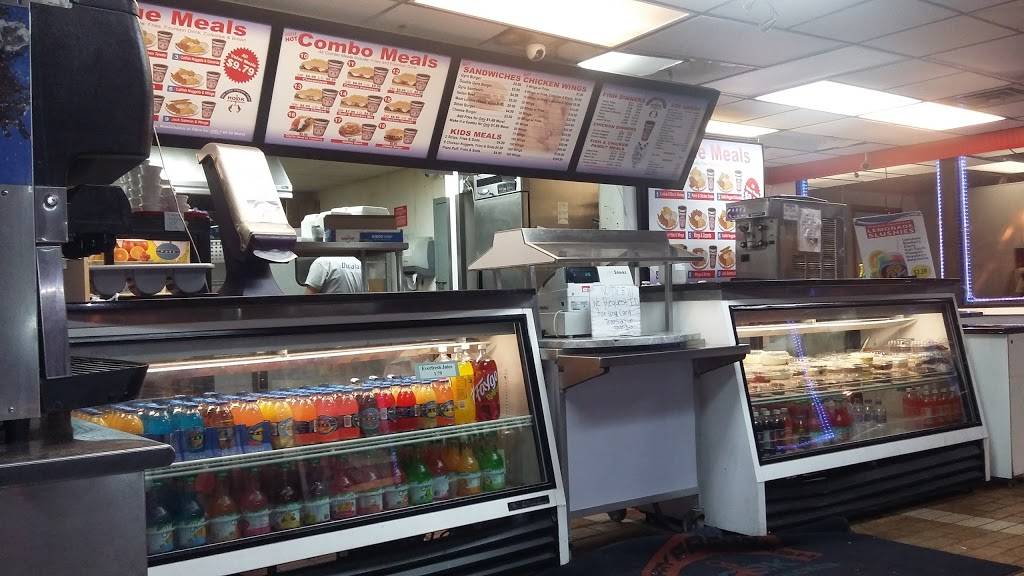 Hook | restaurant | 1127 W Broadway Ave #2505, Minneapolis, MN 55411, USA | 6125213333 OR +1 612-521-3333