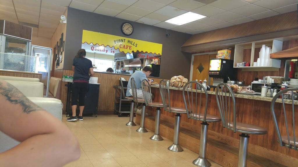 Burnt Hills Cafe | restaurant | 800 Saratoga Rd, Burnt Hills, NY 12027, USA | 5183997098 OR +1 518-399-7098