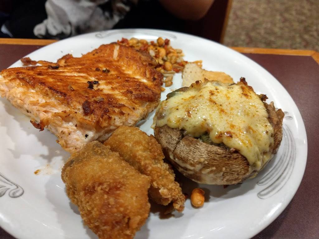 Shady Maple Smorgasbord | restaurant | 129 Toddy Dr, East Earl, PA 17519, USA | 7173548222 OR +1 717-354-8222