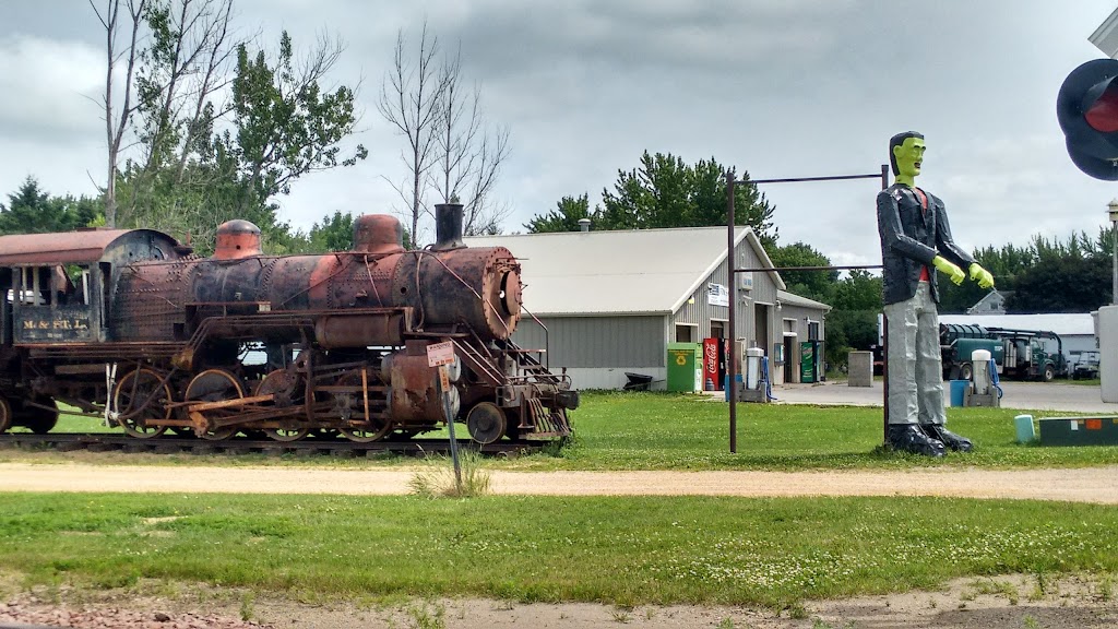 Boondocks Bar& Grill | restaurant | 115 N Main St, Janesville, MN 56048, USA | 5072314756 OR +1 507-231-4756
