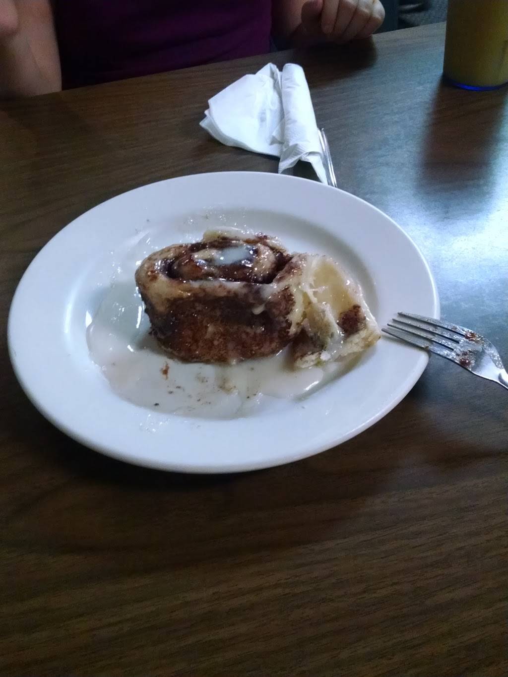 Old Plank Road Restaurant | restaurant | 1350, 137 N Main St, Plainwell, MI 49080, USA | 2696859686 OR +1 269-685-9686