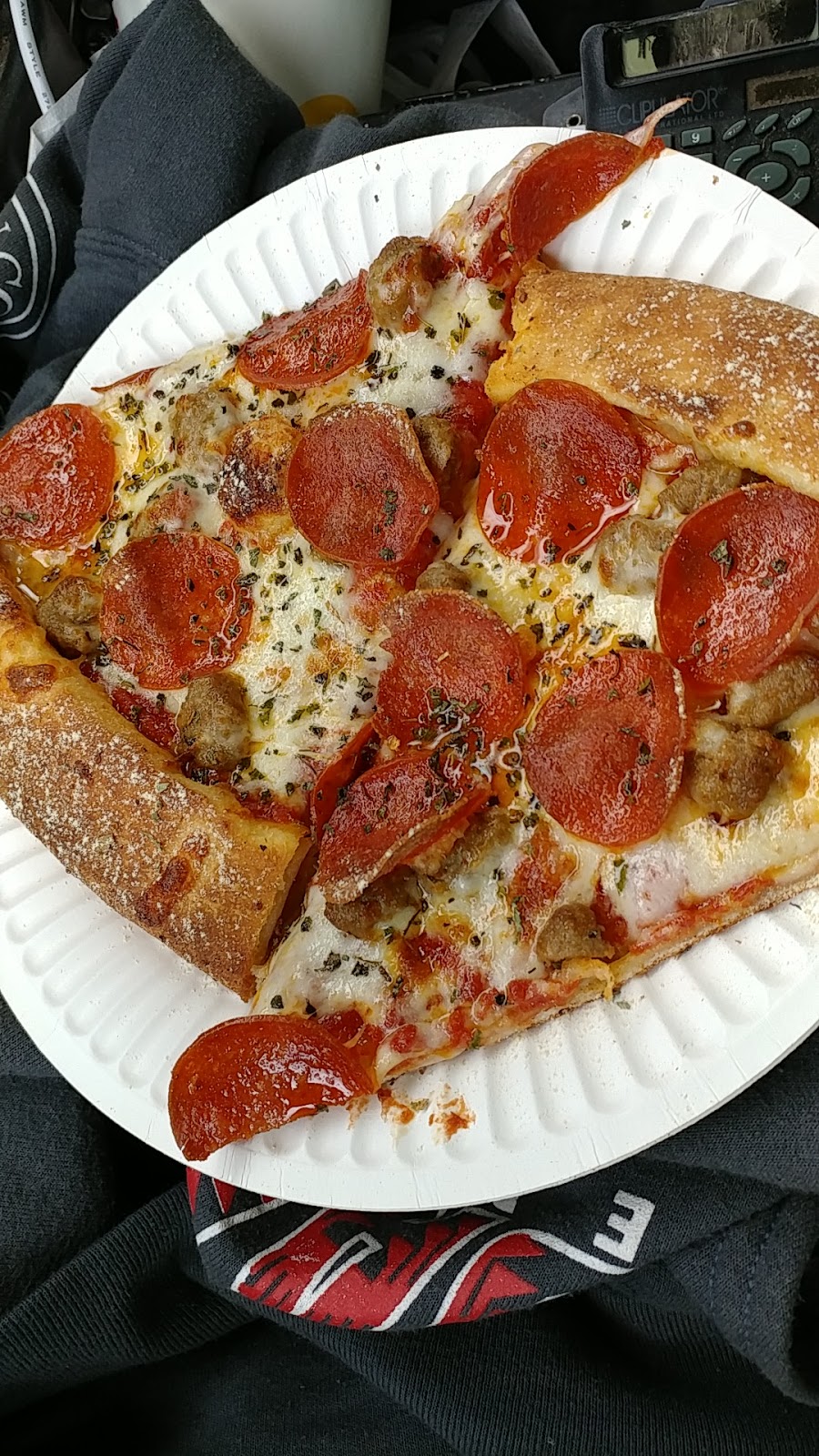 Smugs Pizza | restaurant | 1034 G St, Arcata, CA 95521, USA | 7078221927 OR +1 707-822-1927